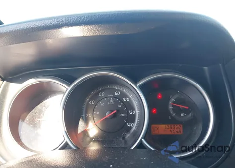 2011 Nissan Versa 1.8Sl z USA, uszkodzony, nr VIN 3N1BC1CP3BL367868